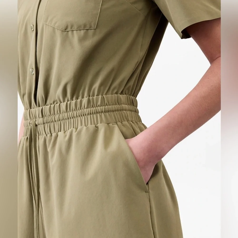 ATHLETA Wrinkle Resistant  Relaxed Fit Romper - Picture 5 of 11